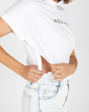 Load image into Gallery viewer, Vera Breastfeeding Tee