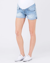 Load image into Gallery viewer, Denim Shorty Shorts - Light Wash
