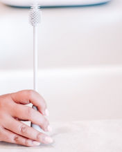Load image into Gallery viewer, Silicone Breastmilk Bag Cleaning Brush
